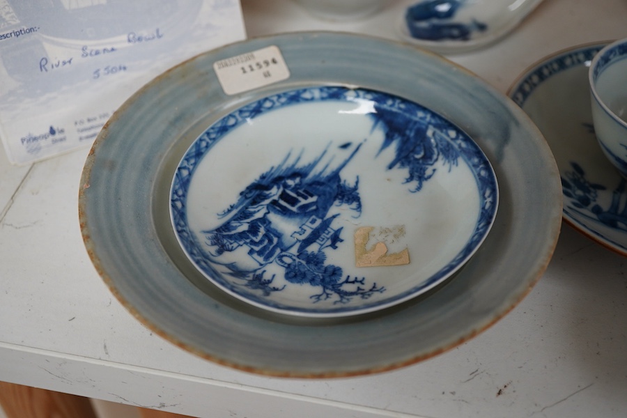 A Chinese Nanking cargo tea bowl, two saucers, Teksing cargo, cargo tea wares and a Guangxu miniature tea bowl-5cm diameter